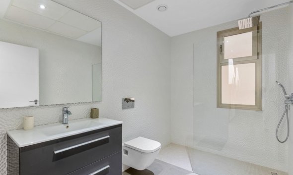 Resale - Villa - Orihuela Costa - Villamartín