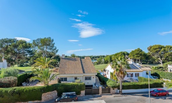 Resale - Villa - Orihuela Costa - Villamartín