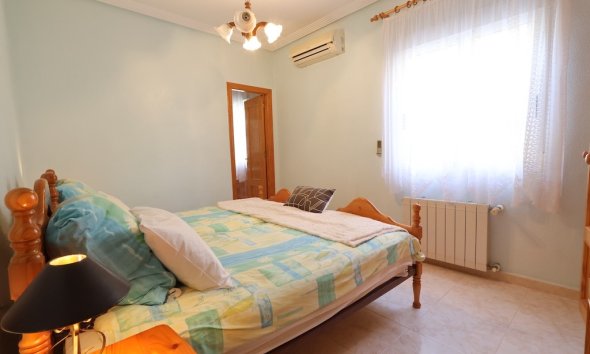 Resale - Villa - Torrevieja - Los Balcones