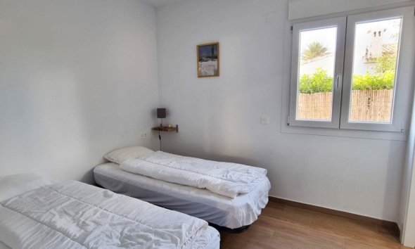 Resale - Villa - Orihuela Costa - Playa Flamenca