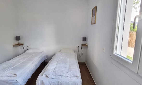 Resale - Villa - Orihuela Costa - Playa Flamenca