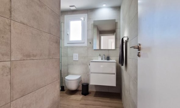 Resale - Villa - Orihuela Costa - Playa Flamenca