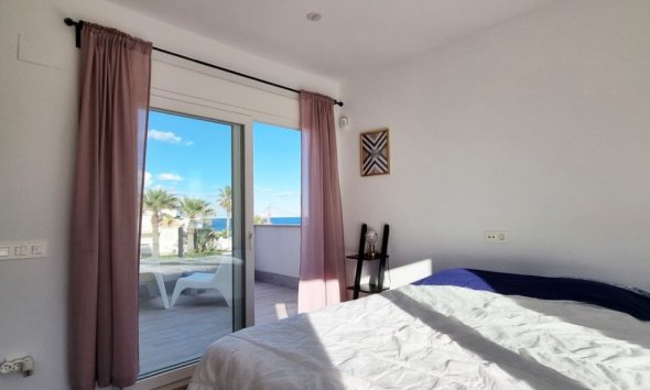 Resale - Villa - Orihuela Costa - Playa Flamenca