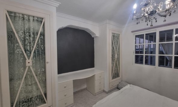 Resale - Apartment - Torrevieja - Los Balcones