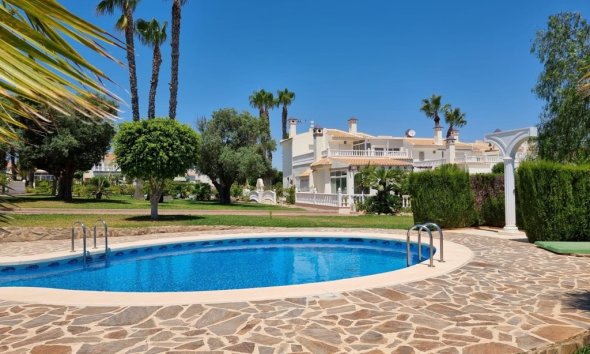 Resale - Apartment - Torrevieja - Los Balcones