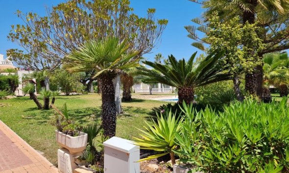 Resale - Apartment - Torrevieja - Los Balcones