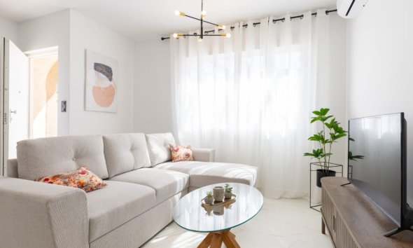 Reventa - Villa - Orihuela Costa - Villamartín