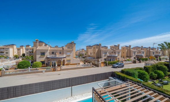 Resale - Terraced house / Townhouse - Orihuela Costa - Lomas de Cabo Roig