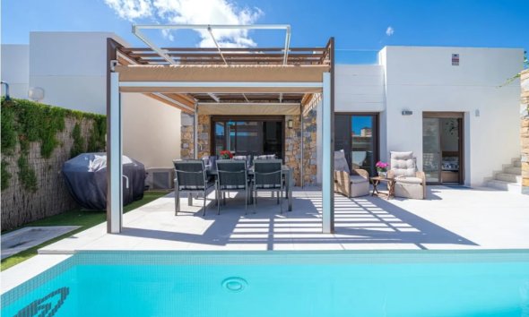 Resale - Terraced house / Townhouse - Orihuela Costa - Lomas de Cabo Roig