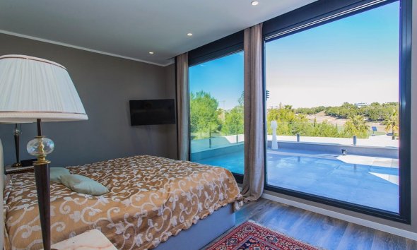 Resale - Villa - Las Colinas - Las Colinas Golf