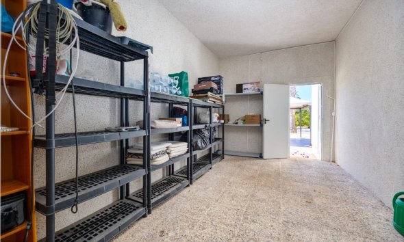 Resale - Villa - Orihuela Costa - La Zenia