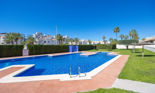 Resale - Villa - Orihuela Costa - La Zenia