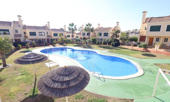 Resale - Terraced house / Townhouse - Orihuela Costa - Campoamor