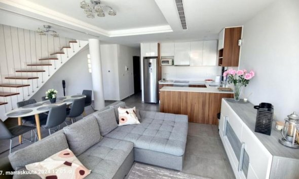 Resale - Villa - Torrevieja - Los Balcones