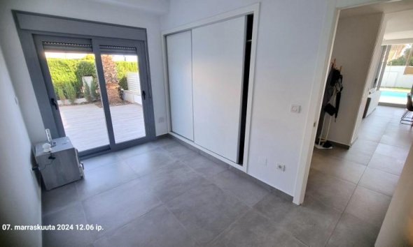 Resale - Villa - Torrevieja - Los Balcones