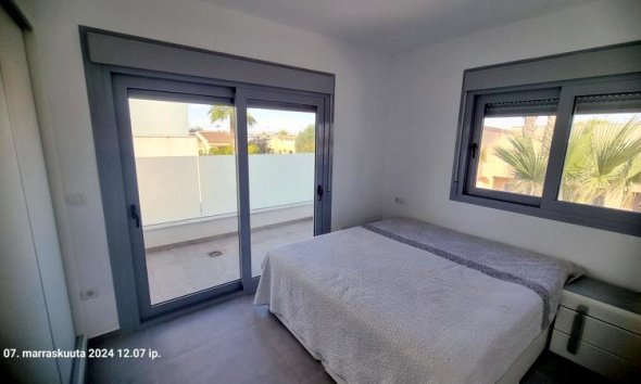 Resale - Villa - Torrevieja - Los Balcones