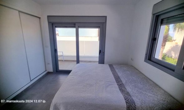 Resale - Villa - Torrevieja - Los Balcones