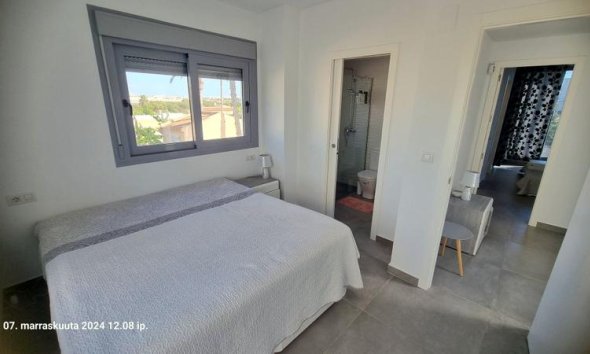 Resale - Villa - Torrevieja - Los Balcones