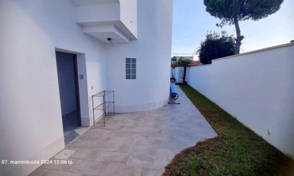 Resale - Villa - Torrevieja - Los Balcones