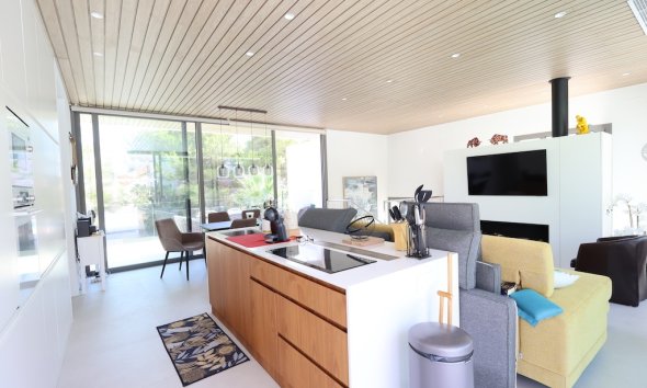 Resale - Villa - Las Colinas - Las Colinas Golf