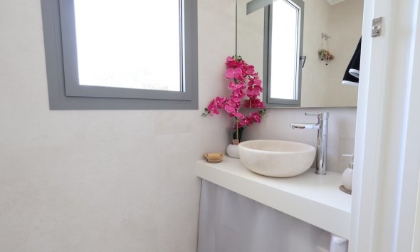 Resale - Villa - Las Colinas - Las Colinas Golf