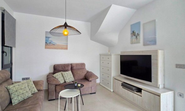 Resale - Villa - Orihuela Costa - Villamartín