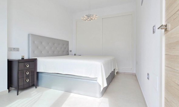 Resale - Villa - Orihuela Costa - Villamartín