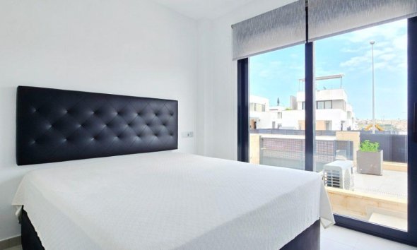 Resale - Villa - Orihuela Costa - Villamartín