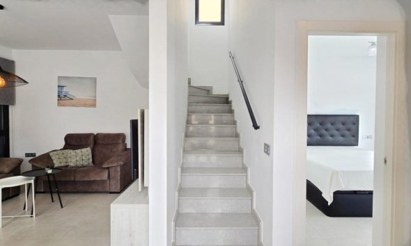 Resale - Villa - Orihuela Costa - Villamartín