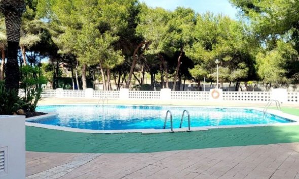 Resale - Apartment - Orihuela Costa - Dehesa De Campoamor