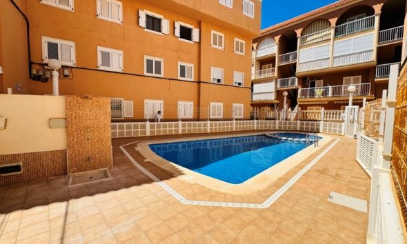 Reventa - Apartamento - La Mata