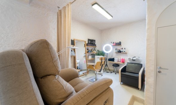 Resale - Commercial premises / Commercial unit / Retail space - Alicante - Center