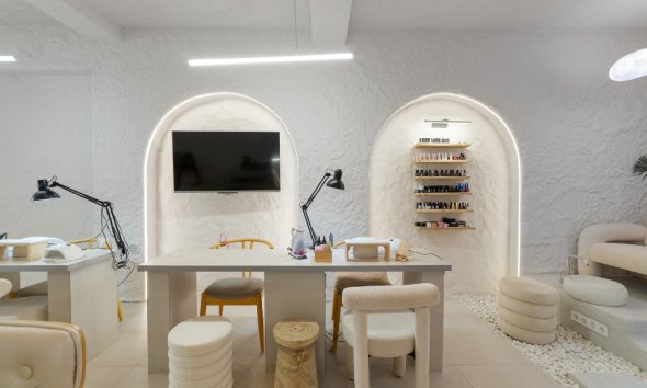 Resale - Commercial premises / Commercial unit / Retail space - Alicante - Center