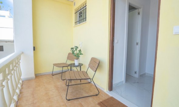 Resale - Apartment - Torrevieja - La Veleta