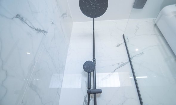 Resale - Apartment - Torrevieja - La Veleta