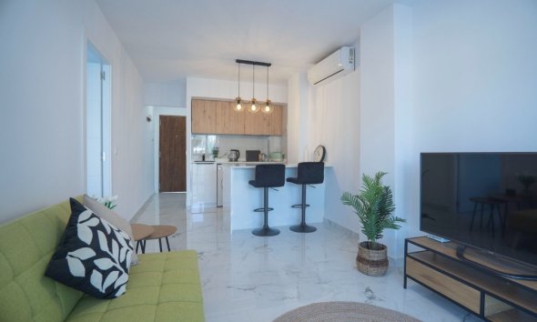 Resale - Apartment - Torrevieja - La Veleta