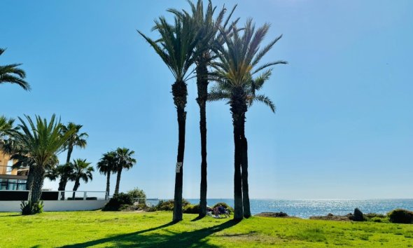 Resale - Apartment - Torrevieja - La Veleta