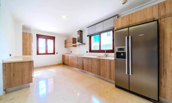 Resale - Villa - Orihuela Costa - Cabo Roig