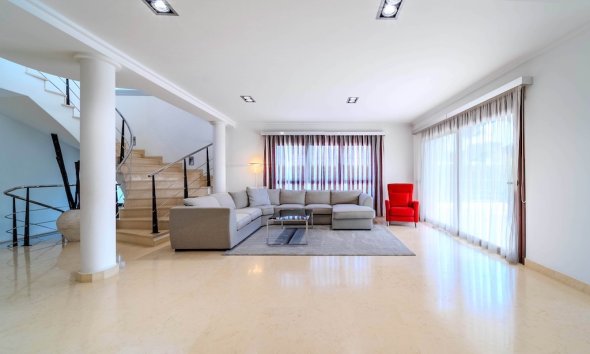 Resale - Villa - Orihuela Costa - Cabo Roig