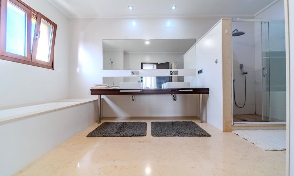 Resale - Villa - Orihuela Costa - Cabo Roig