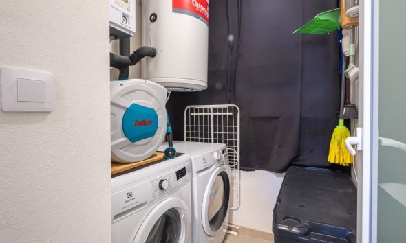 Resale - Apartment - Orihuela Costa - Playa Flamenca