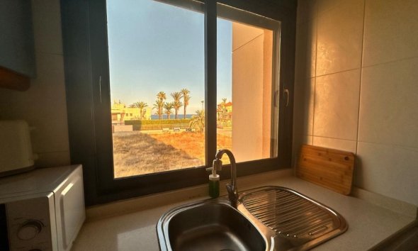 Resale - Apartment - Torrevieja - La Veleta