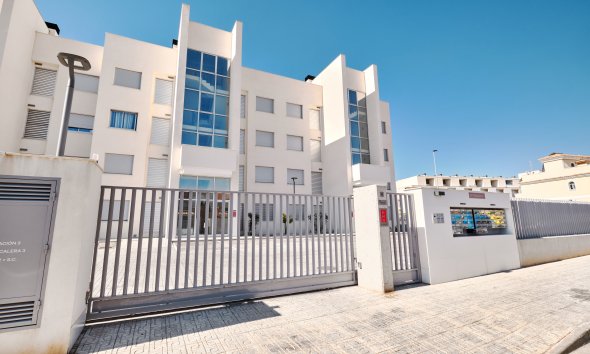 Reventa - Apartamento - Orihuela Costa - Villamartín