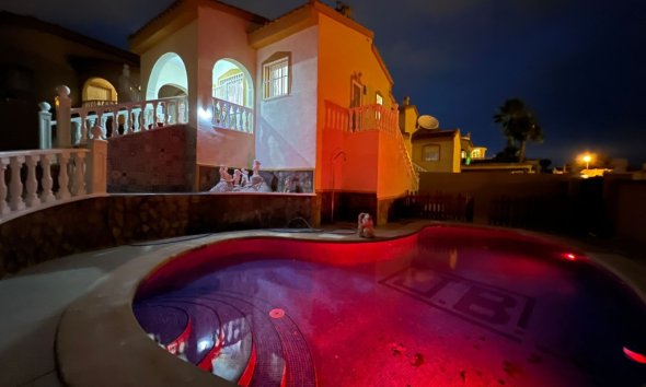 Resale - Villa - Ciudad Quesada