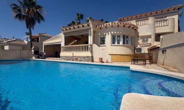 Resale - Villa - Orihuela Costa - Las Ramblas