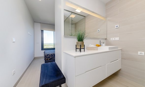 Resale - Apartment - Las Colinas - Las Colinas Golf