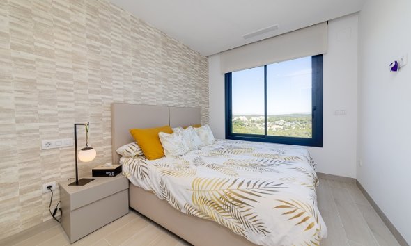 Resale - Apartment - Las Colinas - Las Colinas Golf