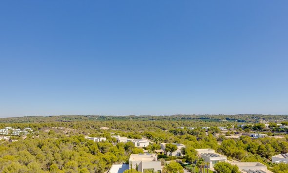 Resale - Apartment - Las Colinas - Las Colinas Golf