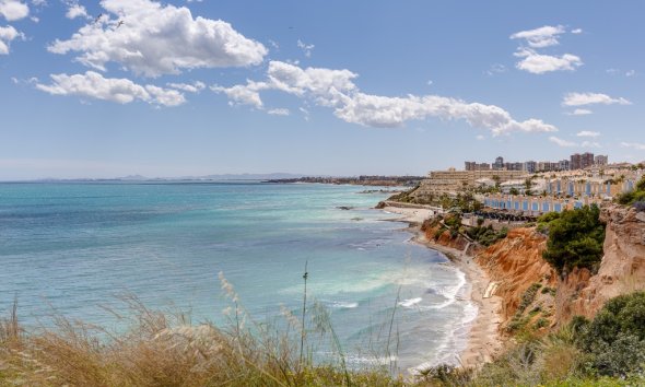 Resale - Apartment - Las Colinas - Las Colinas Golf