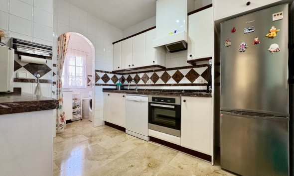 Resale - Villa - Orihuela Costa - Villamartin